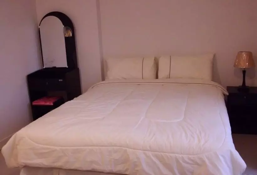 ホテル Rattima Apartment