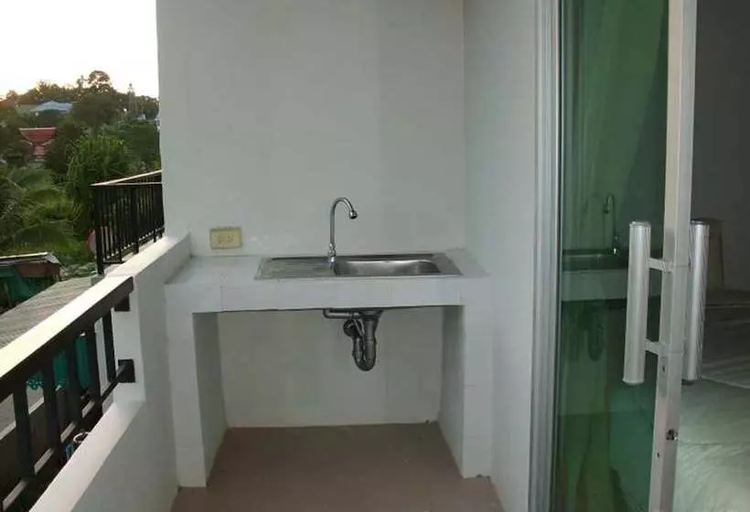 ホテル Rattima Apartment