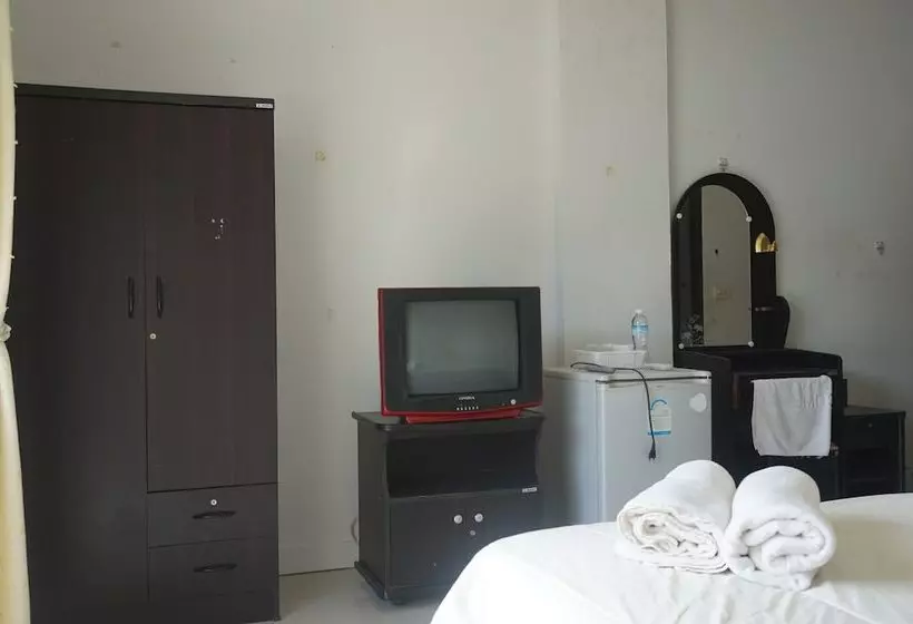 ホテル Rattima Apartment