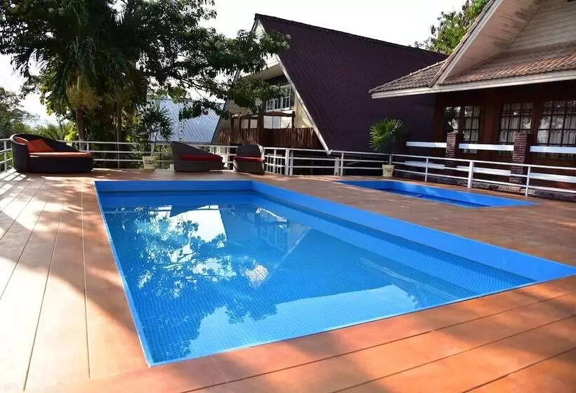 ホテル Royal Green Valley Resort