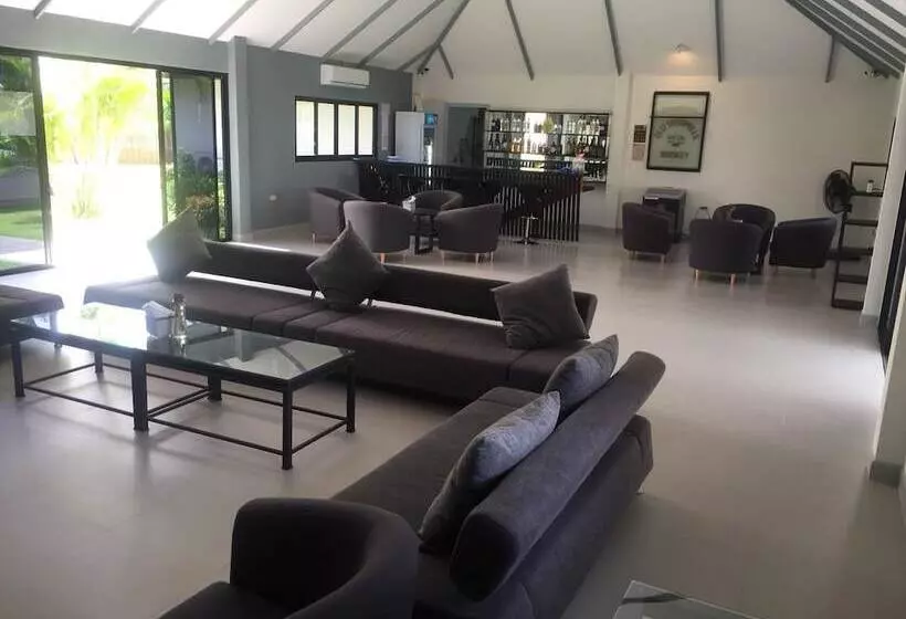 Hotelli Tamara Resort Bangsary