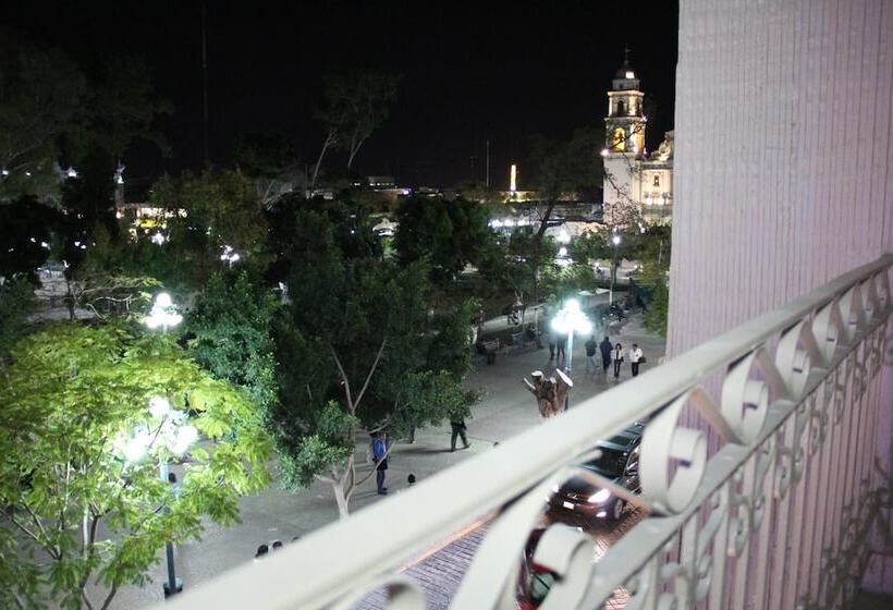 ホテル Tehuacan Plaza