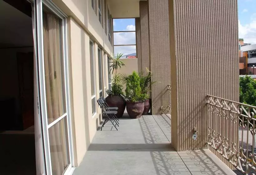 ホテル Tehuacan Plaza