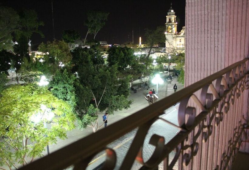 ホテル Tehuacan Plaza
