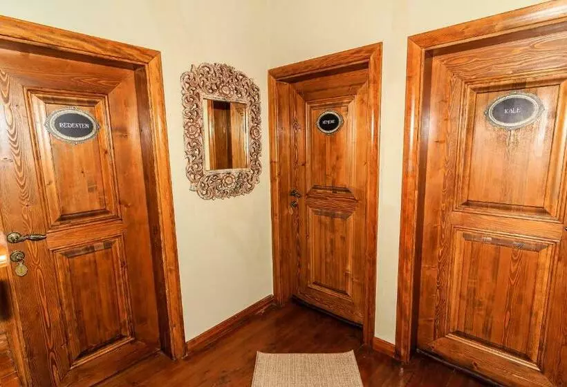 ホテル Kum Pansiyon