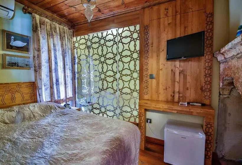 ホテル Kum Pansiyon