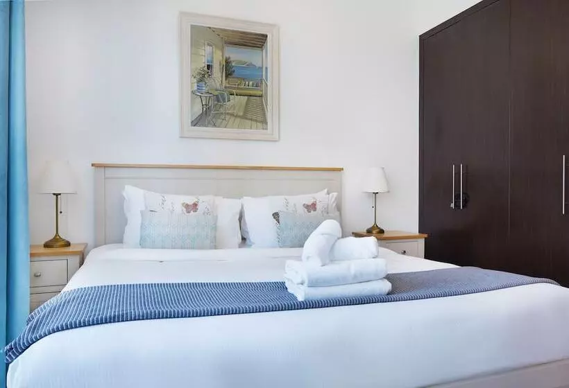 Maison Privee   Stunning 3 Floor Villa With Kids Room & Rooftop Terrace Over Dubai Marina