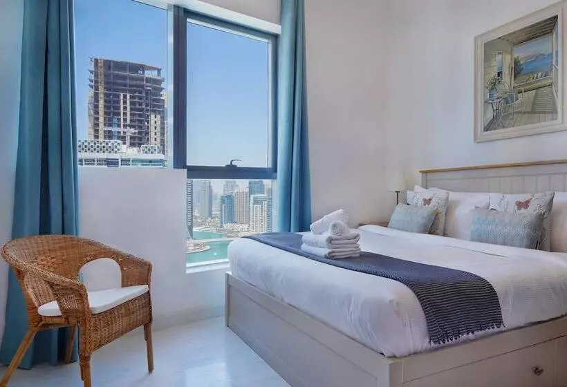 Maison Privee   Stunning 3 Floor Villa With Kids Room & Rooftop Terrace Over Dubai Marina