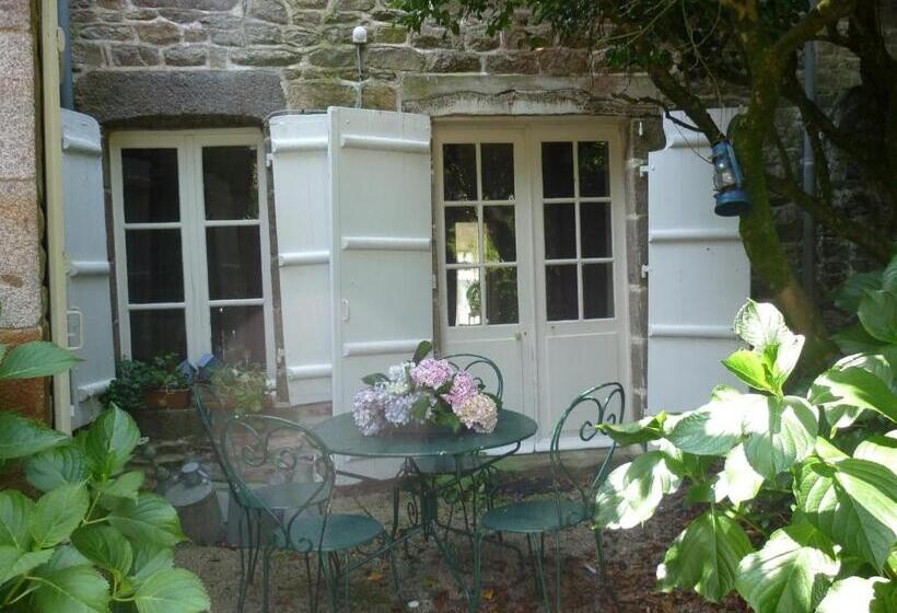 פנסיון La Maison De Claire