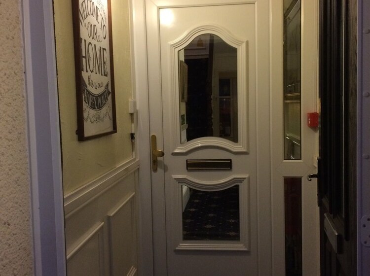 פנסיון Southcombe Guesthouse