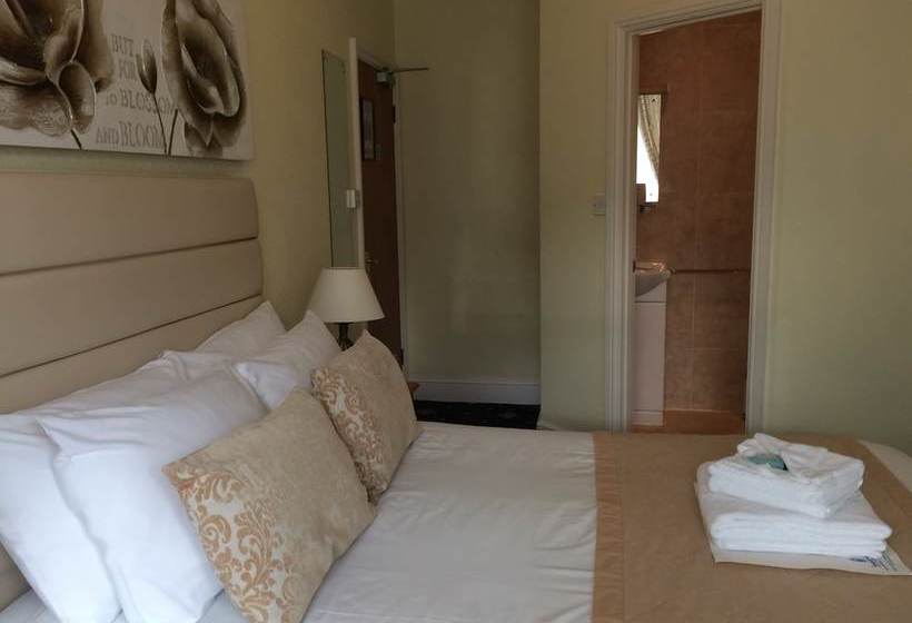 פנסיון Southcombe Guesthouse