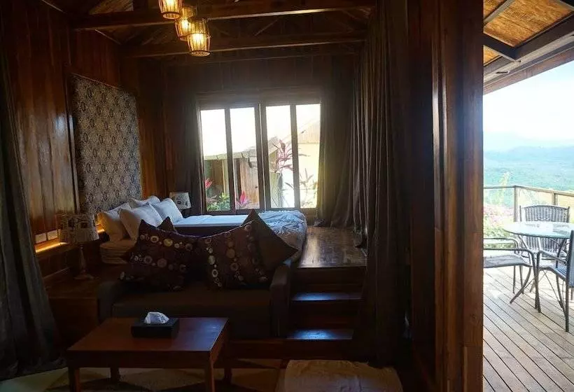 Lomakeskus The Adventure Mountain Club