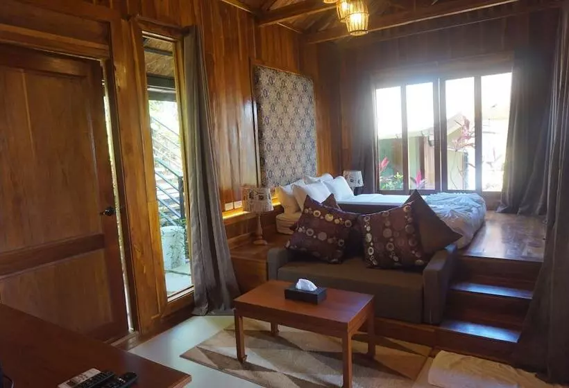 Lomakeskus The Adventure Mountain Club