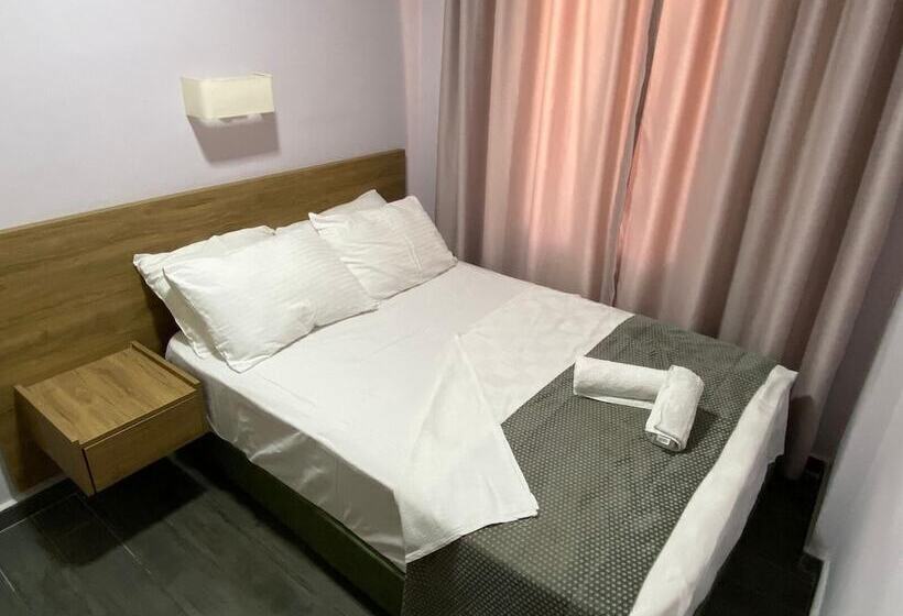 בית מלון כפרי Baskent