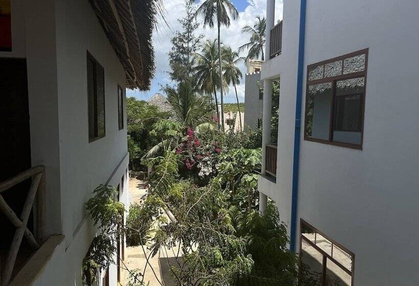 مبيت وإفطار Sky And Sand Zanzibar Beach Resort