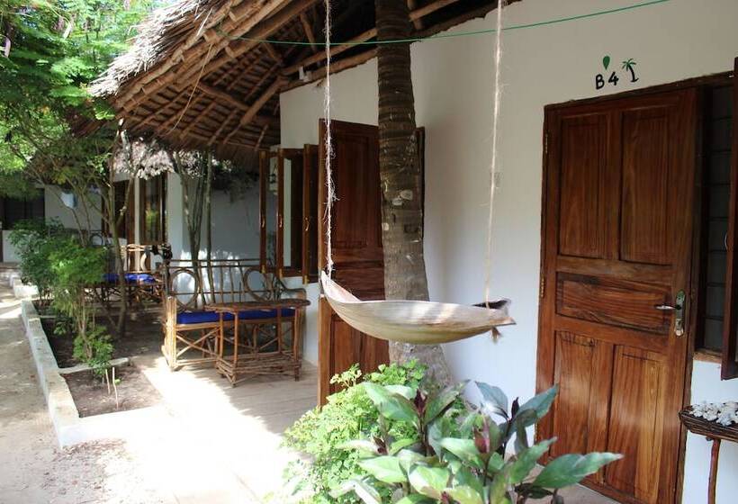 مبيت وإفطار Sky And Sand Zanzibar Beach Resort