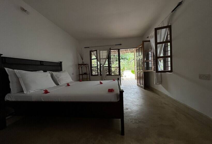 مبيت وإفطار Sky And Sand Zanzibar Beach Resort