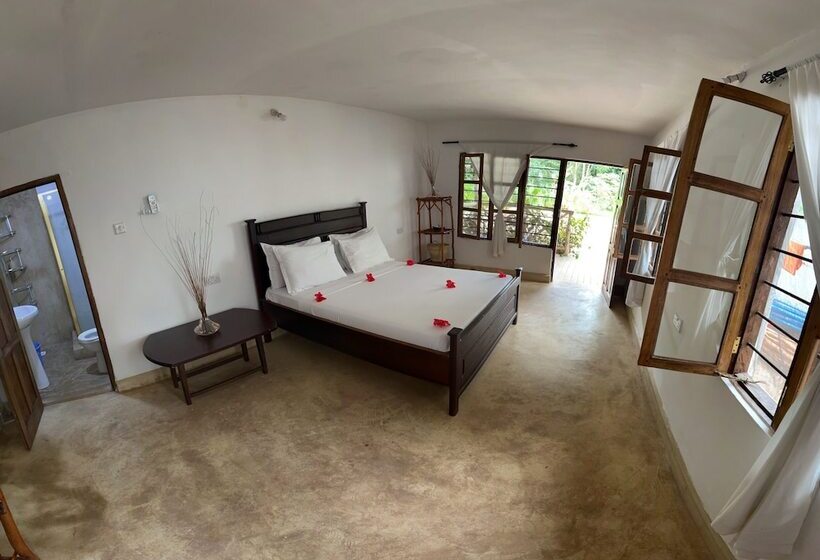 مبيت وإفطار Sky And Sand Zanzibar Beach Resort