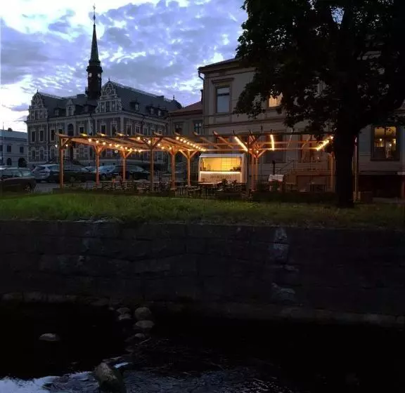 Grosshandlaren Hotell & Deli