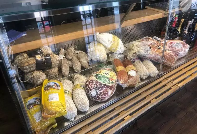 Grosshandlaren Hotell & Deli