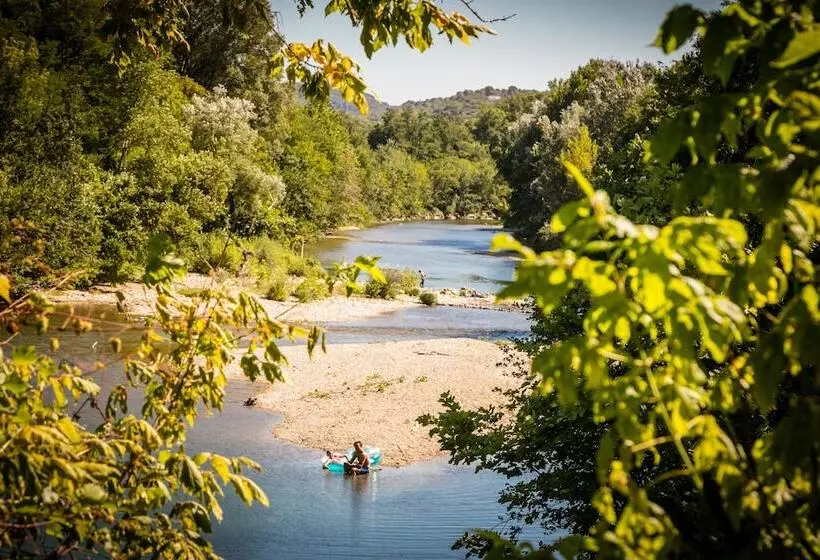 Hotelli Camping Les Genêts D Or