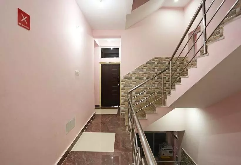 هتل Chalantika