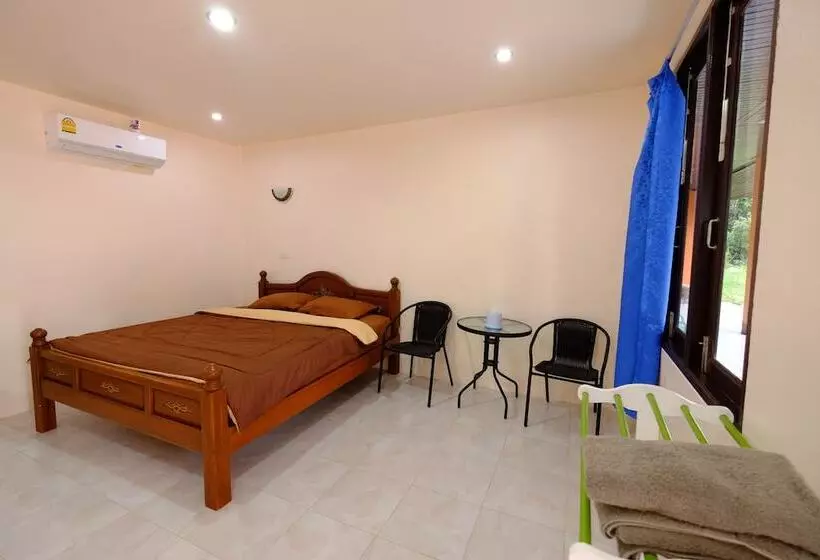 Hotelli Ladawan Resort