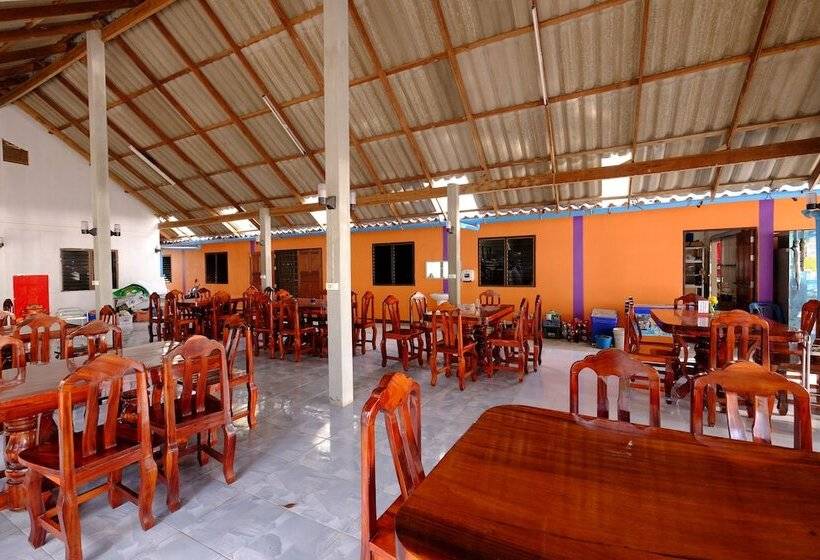 ホテル Ladawan Resort