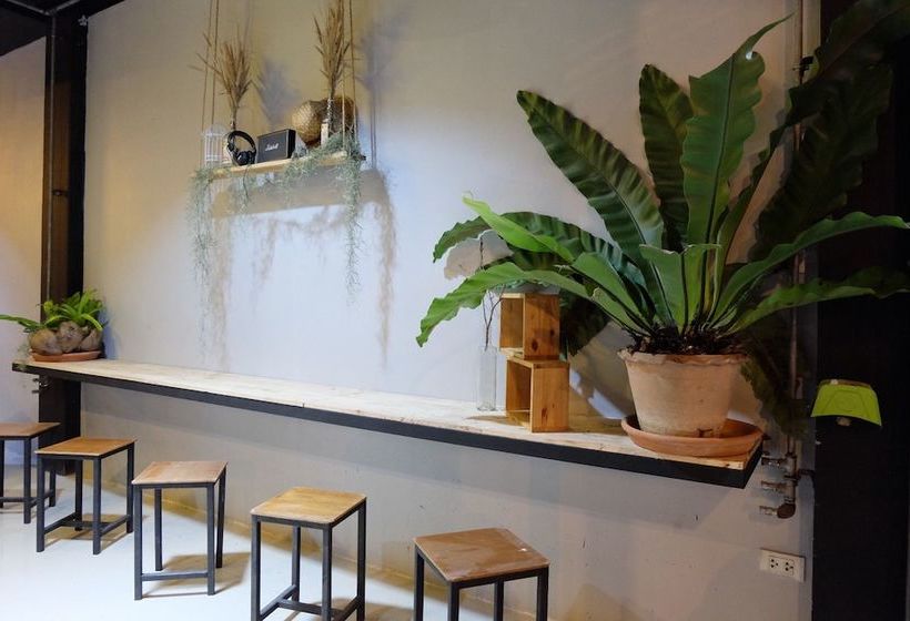 Ma Norn Phuket Hostel