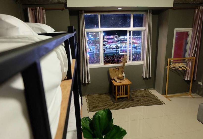 Ma Norn Phuket Hostel