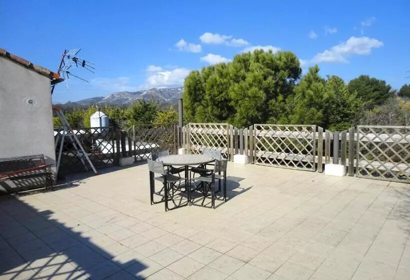 پانسیون Bastide Ecurie Massilia