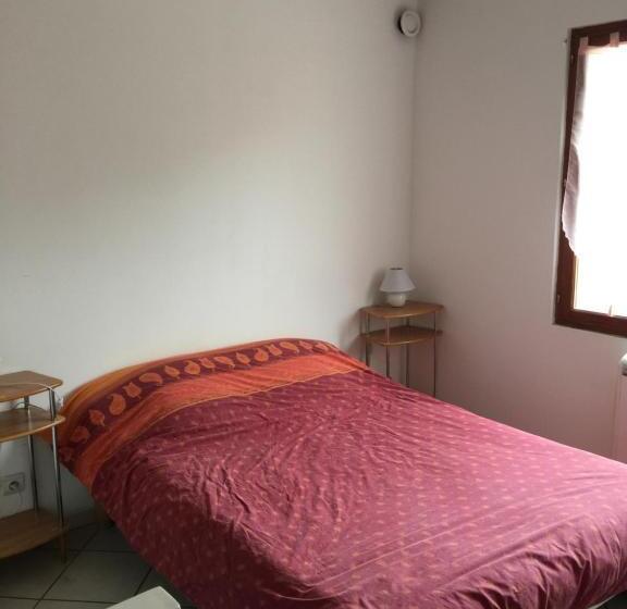 پانسیون Bastide Ecurie Massilia