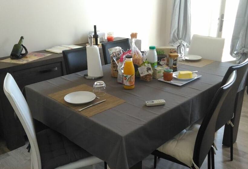 پانسیون Chez Laurette