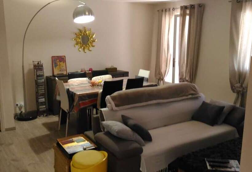 پانسیون Chez Laurette