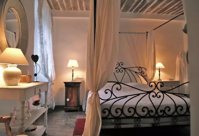 Majatalo Villa De Lorgues