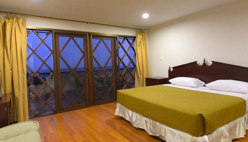 Phuripimarn Penthouse