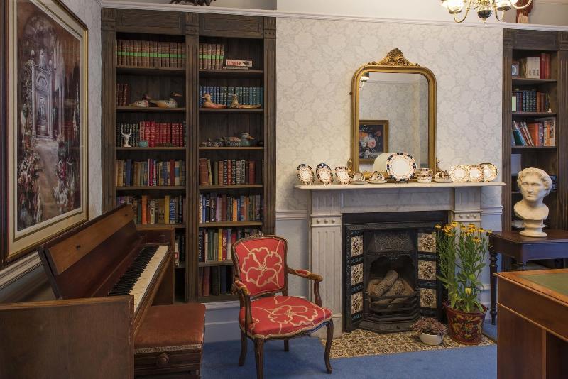 Yorke Lodge Bed And Breakfast