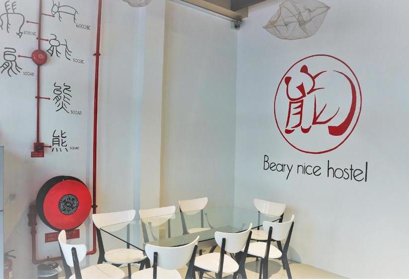 Beary Nice Pod Hostel