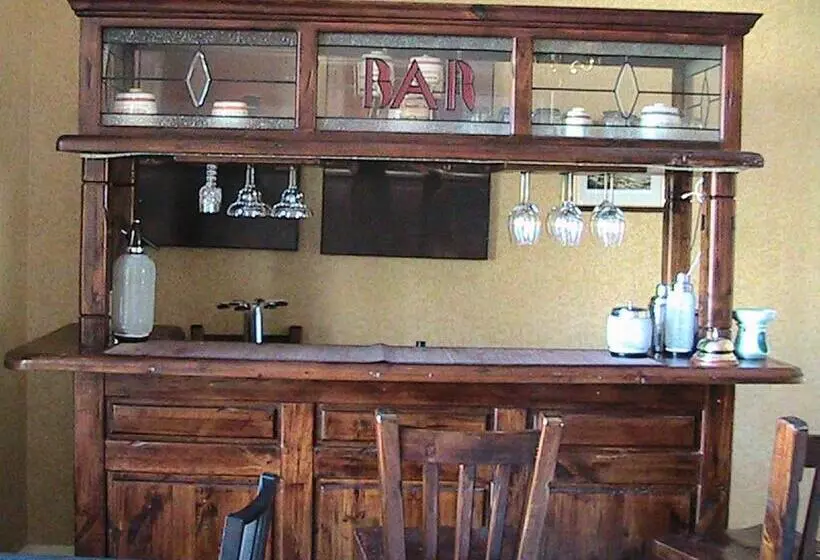 Aamiaismajoitus (B&B) Avondale House