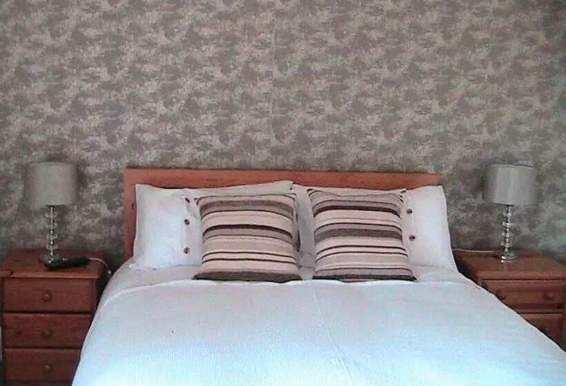 Aamiaismajoitus (B&B) Avondale House