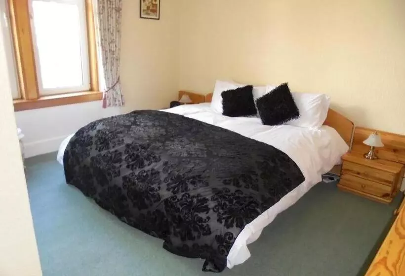 Aamiaismajoitus (B&B) Avondale House