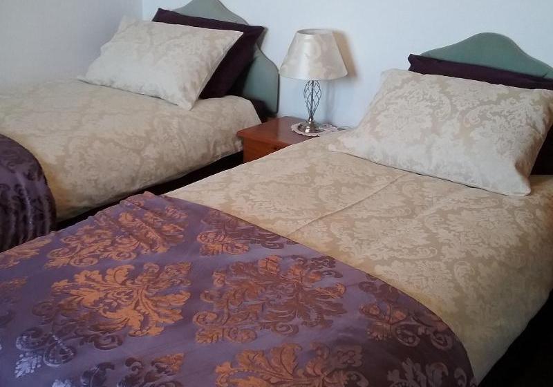 민박 Culbin Croft House