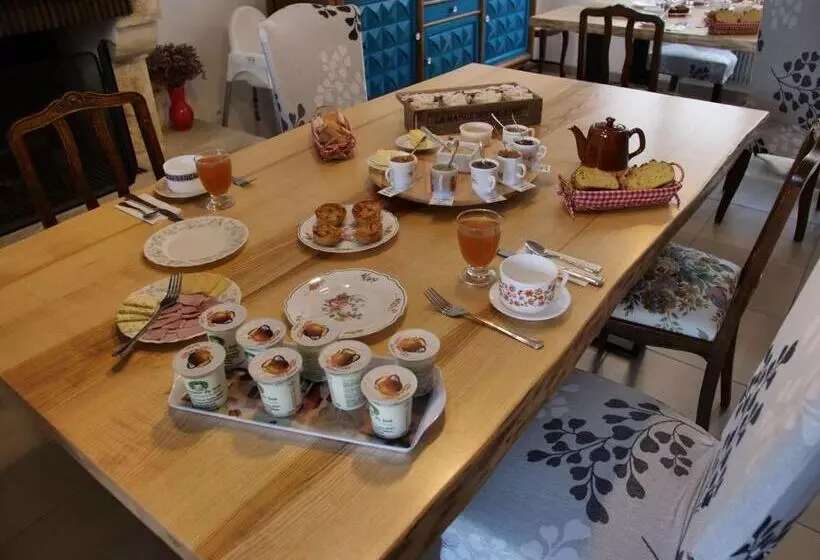 تختخواب و صبحانه Le Nid De Val'ry