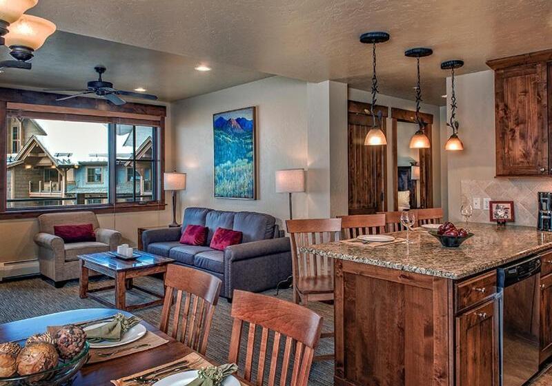 Grand Lodge Peak 7   Condo