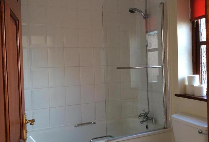 客栈  The Fountain Oldwood