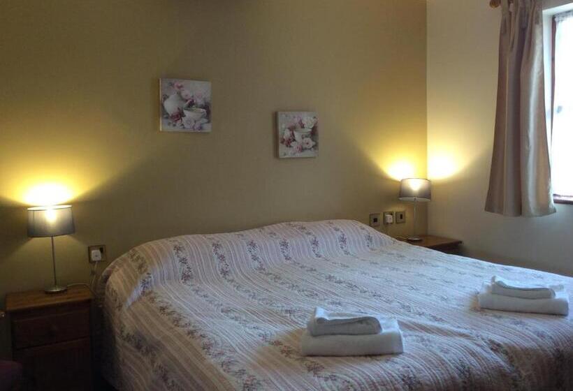 客栈  The Fountain Oldwood