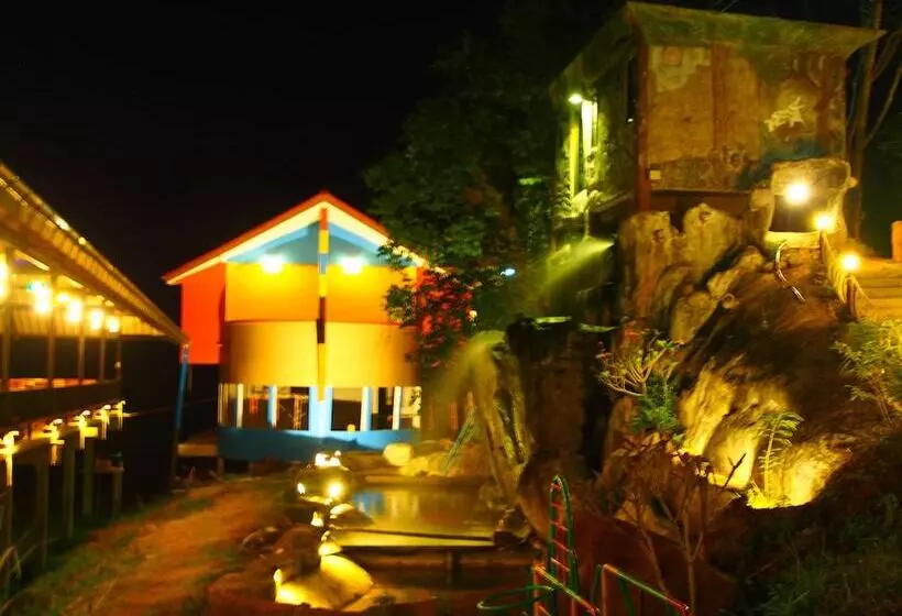 هتل Aiyara Garden Resort