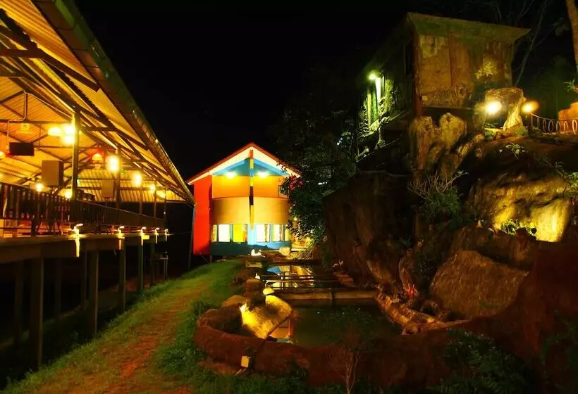 هتل Aiyara Garden Resort