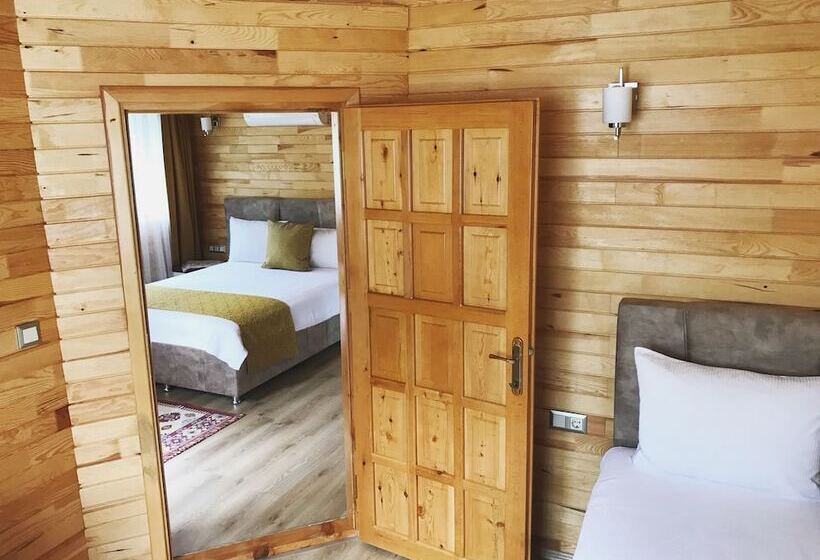 ホテル Asya Bungalow