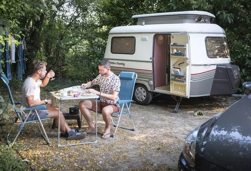 ホテル Camping De Lyon